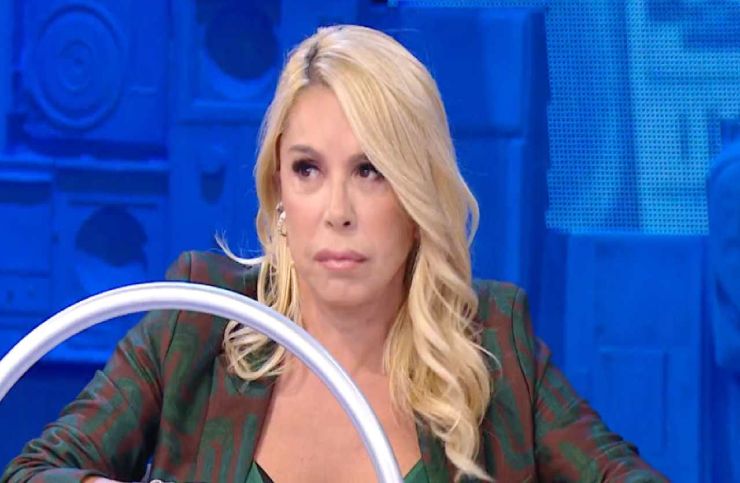 Anna Pettinelli è bellissima, qual è il segreto della bellezza?