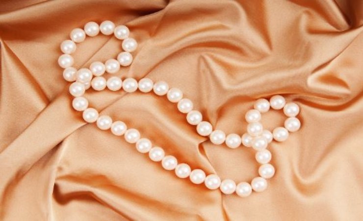 quando indossare le perle secondo il Galateo